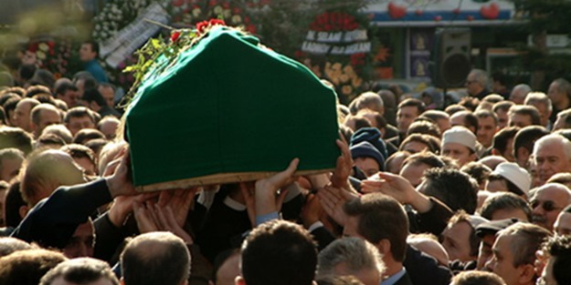 İnsan ölüm anında neler görür?