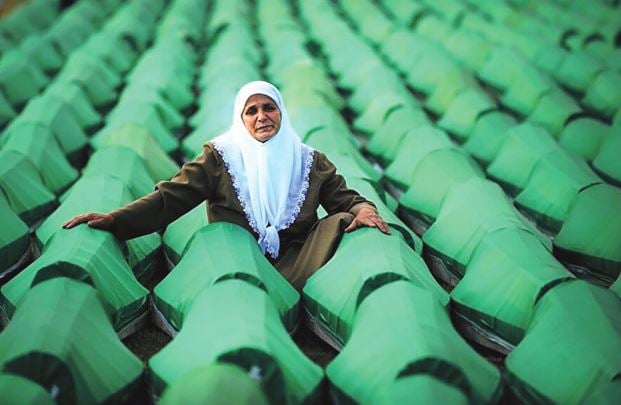 İnsanlığın Kaybolduğu Kara Levha: “Saraybosna’da insan safarisi”