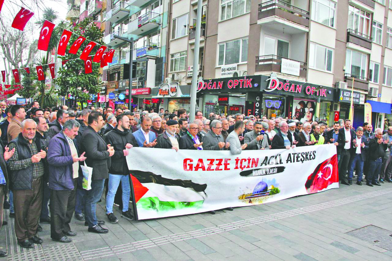 İnsanlık Filistin için acil harekete geçmeli