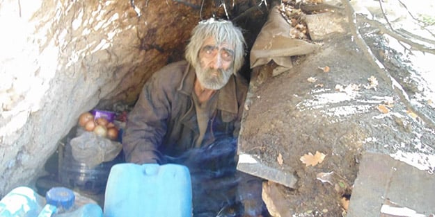 İnsanlık ona bu kadar yeri layık gördü! 40 yıl mağarada yaşayan adamın hayatı tezlere konu oldu