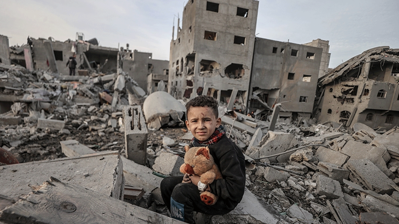 İnsanlıktan utandıran haber! Gazze’de şehit sayısı 53 bin 822’ye yükseldi