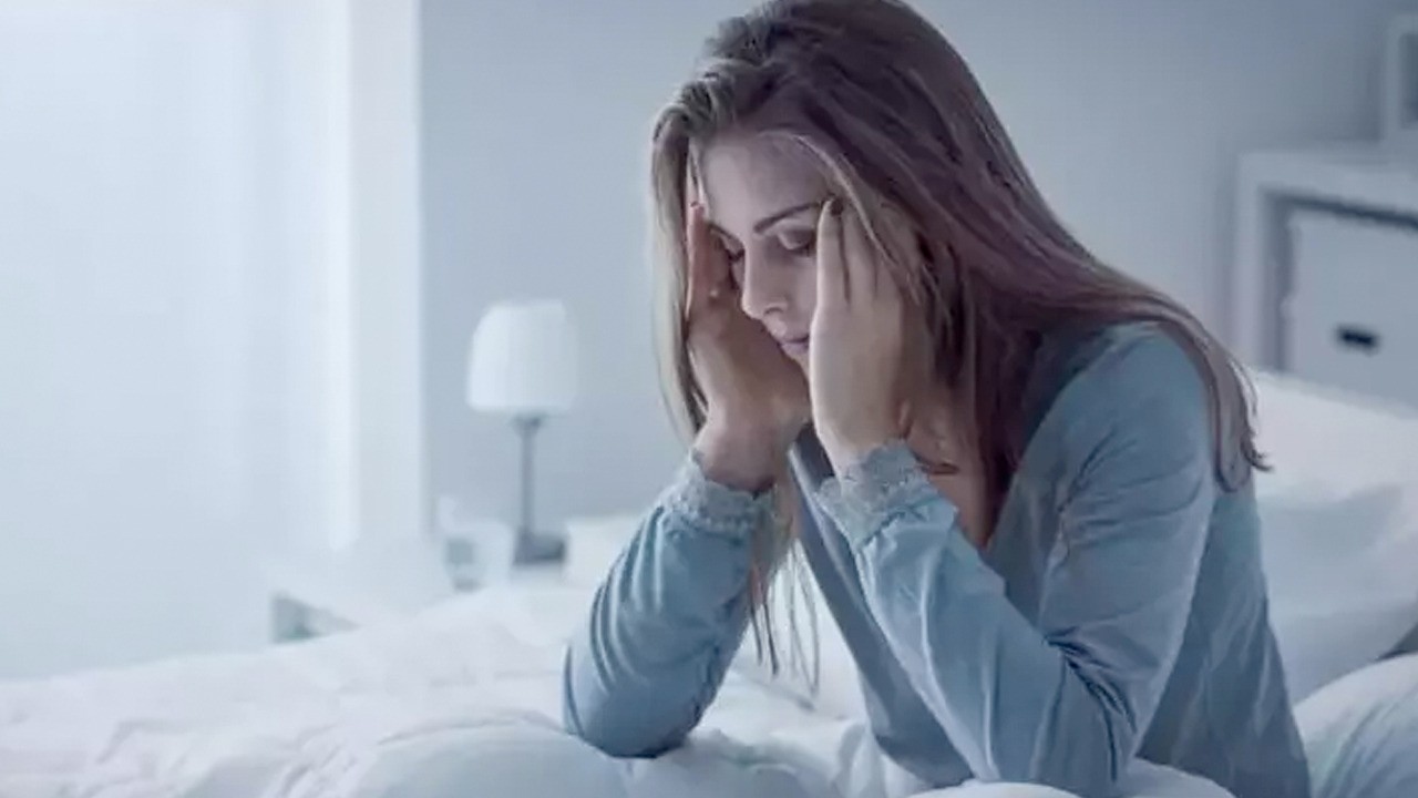 Uykusuzluğun kalp üzerindeki etkileri! O sebep: Az uyku kalbi vuruyor!