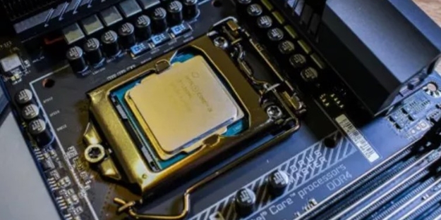 Intel i9'dan AMD'ye gözdağı!