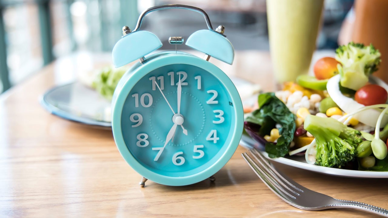 Intermittent Fasting Nedir? Aralıklı Oruç İşe Yarıyor mu?