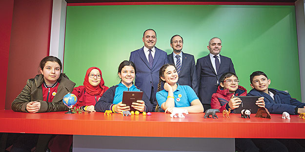 “İnternet dolandırıcılarıyla 7/24 mücadele yapılıyor”