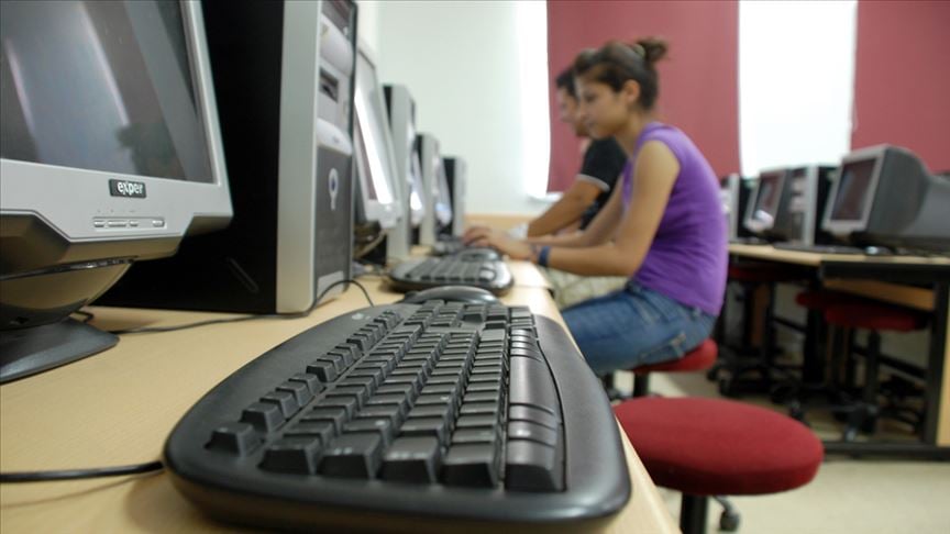 İnternet salonları okullardan 100 metre uzaklıkta olacak