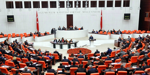 İnternette yeni dönem! O kanun Meclis'ten geçti