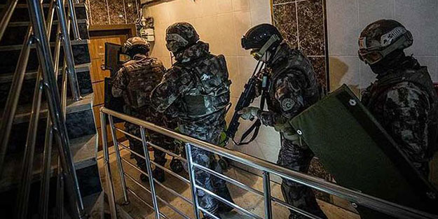 Interpol aradı, Türkler yakaladı!