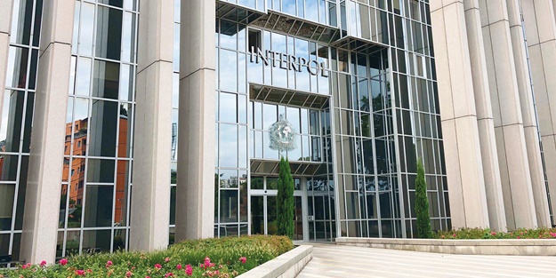 Interpol: Dünyadaki en büyük tehdit...