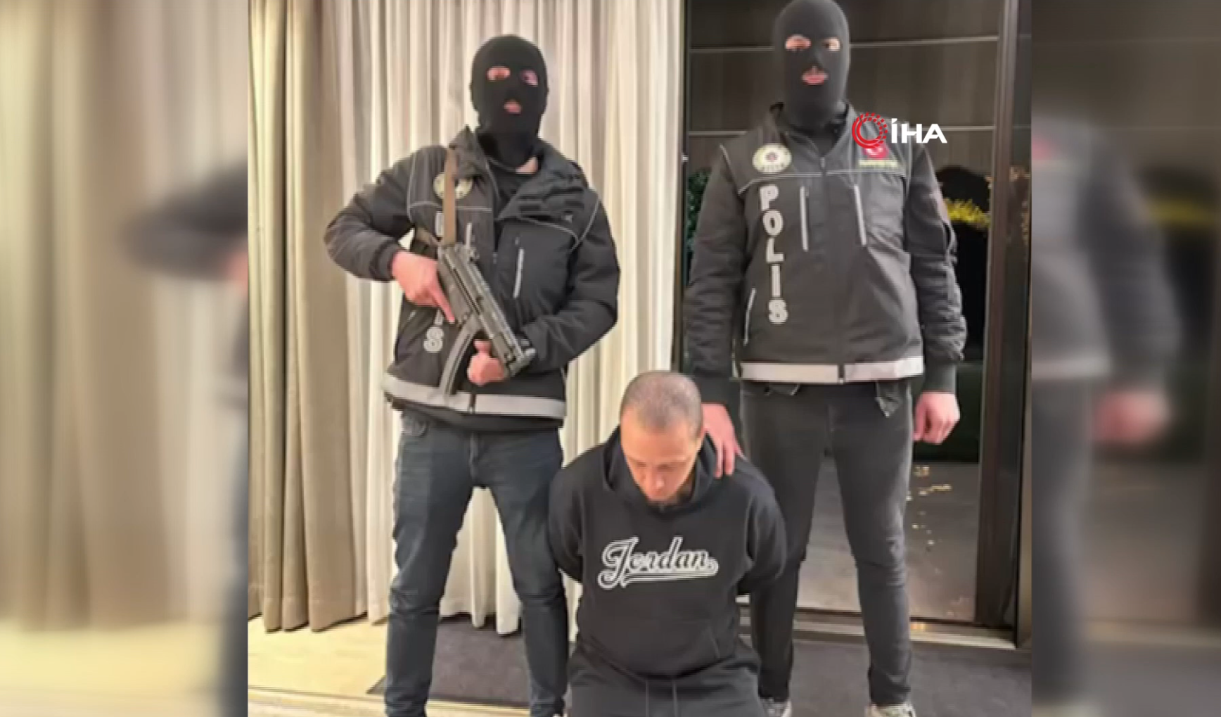 Interpol kırmızı bültenle arıyordu... İstanbul'da yakalandı