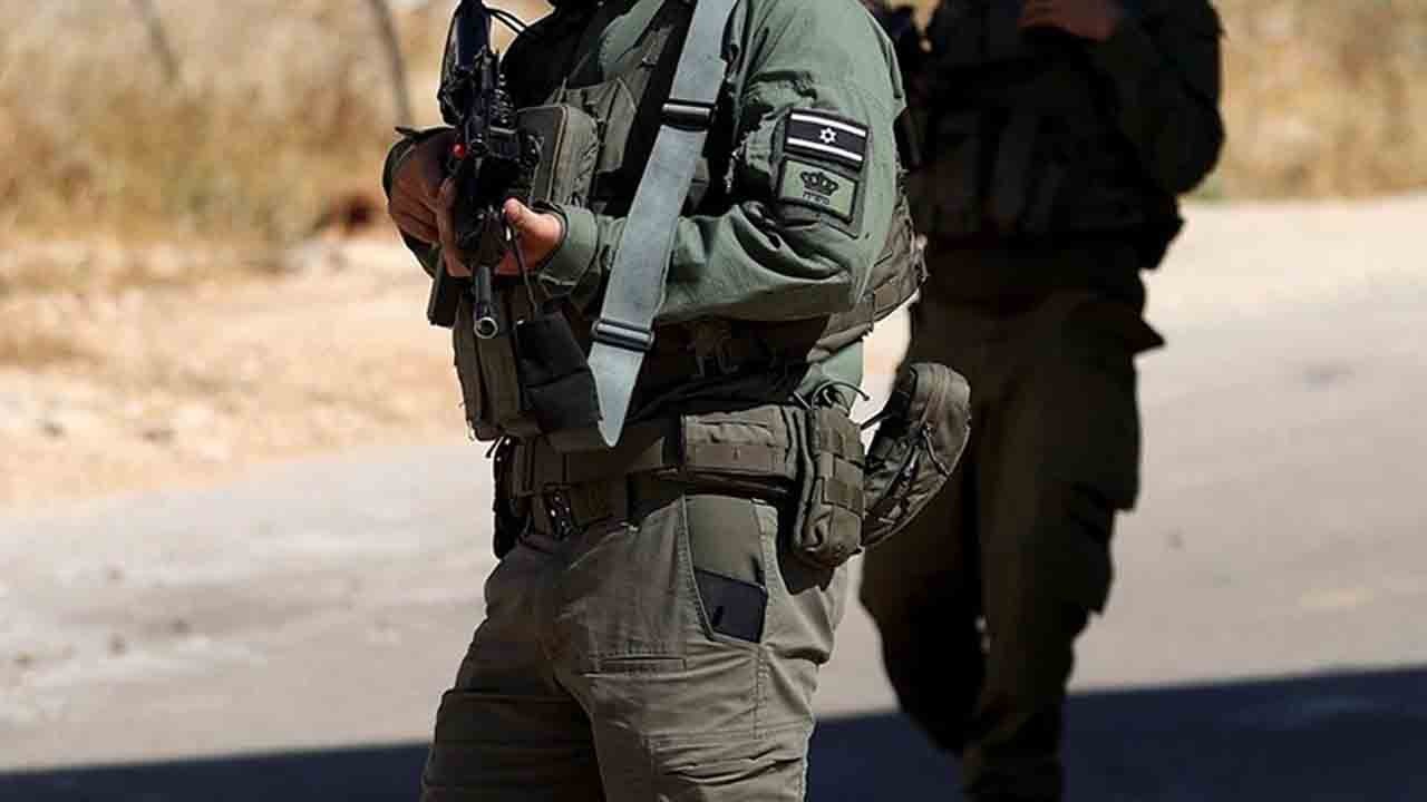 İntihar şüphesi! Siyonist asker kendini vurdu