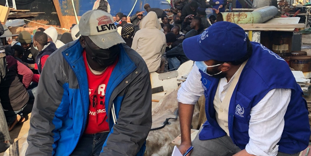 200'den fazla göçmen ölümden kurtarıldı!