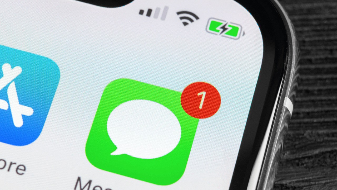 iOS 26 ile yeni büyük özellik geliyor: çıplaklık algıladığında kamerayı kapatacak!