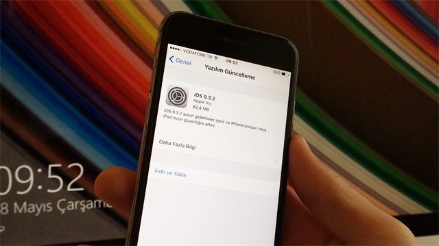 iOS 9.3.2 yazılımı yayında!