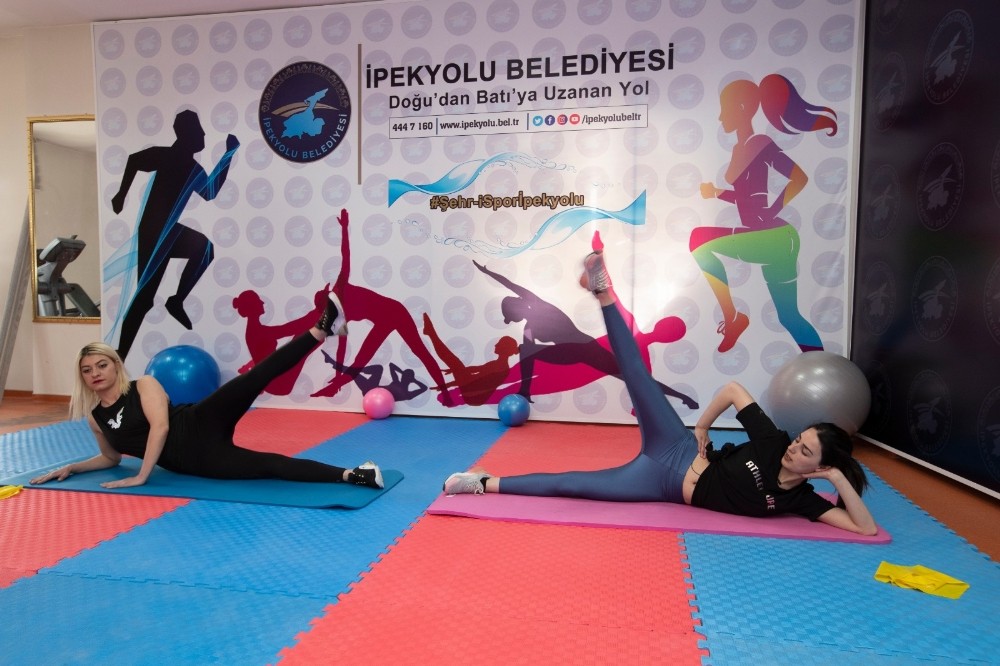 İpekyolu Belediyesinden ‘Online Spor Salonu’ hizmeti 