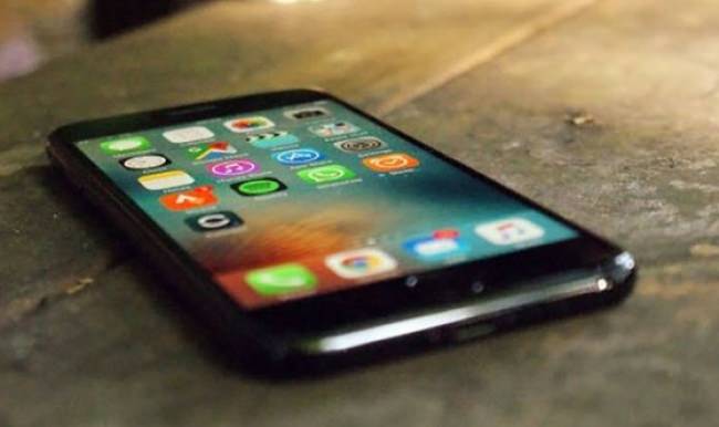 iPhone 8'ler kablosuz şarj olacak!