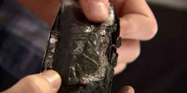 iPhone bataryası yüzünde patladı!