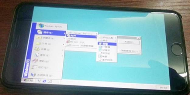 iPhone 6'ya Windows 98 yükledi