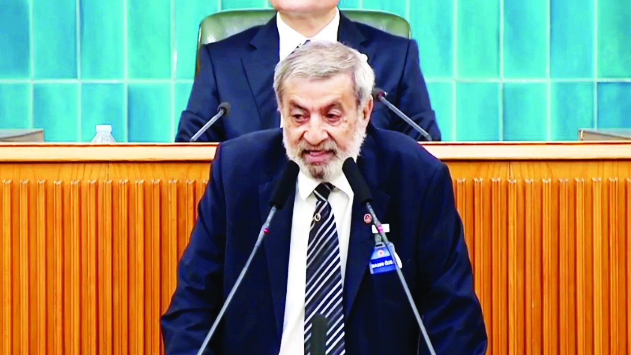 İP’in Nazmi’si ‘naylon’cu çıktı