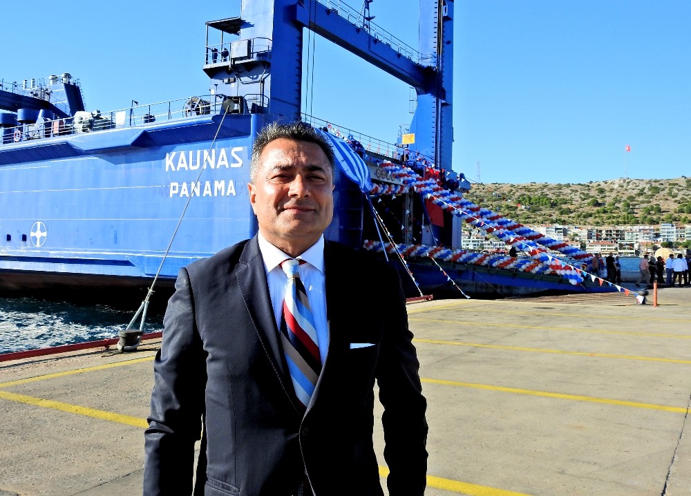 İptal edilen Çeşme-Atina feribot seferlerinde firma 500 bin Euro zarar etmiş 