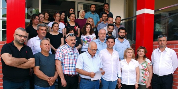 İP'te deprem! Topluca istifa ettiler