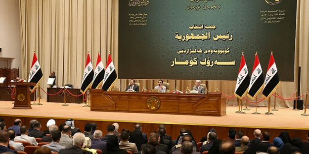 Irak Meclisi onayladı: Sapkınlığa hapis cezası!