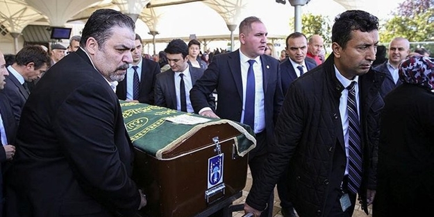 Prens vasiyeti üzerine Türkiye’de defnedildi