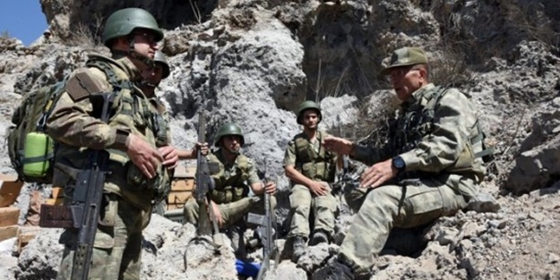 Irak sınırında kahramanlık destanı yazılıyor