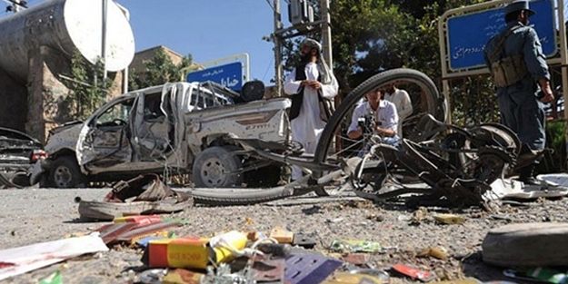 Irak ve Afganistan'da kanlı bayram sabahı