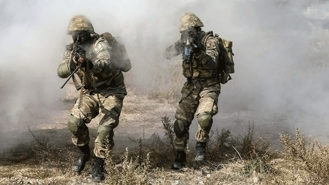 Irak'ın kuzeyinde terör operasyonu! 8 PKK'lı terörist etkisiz hale getirildi