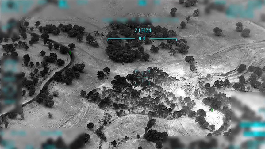 Irak'ın kuzeyindeki Asos bölgesinde teröristlerin kullandığı 28 hedef hava harekatıyla imha edildi