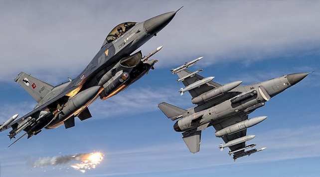 Irak'ın kuzeyine hava harekatı: 3 terörist öldürüldü