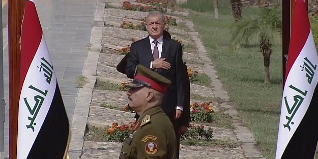 Irak'ın yeni Cumhurbaşkanı göreve başladı