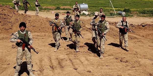 Iraklı Hristiyanlar da DAİŞ'le savaşacak!