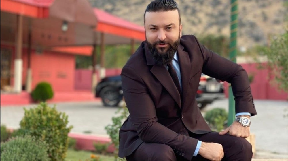 Iraklı model Hikmat Kucher’den ihtiyaç sahibi ailelere gıda yardımı 