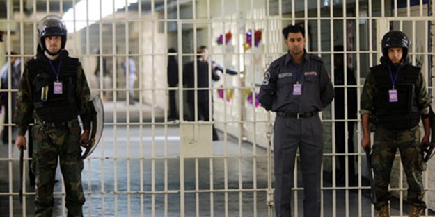 Irak'ta hapishaneden toplu firar