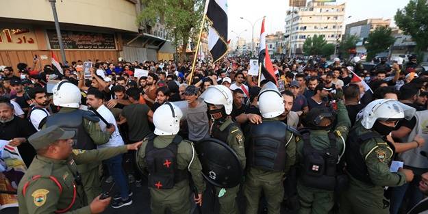 Irak'ta hükümete protesto: Cezasız bırakılmasın