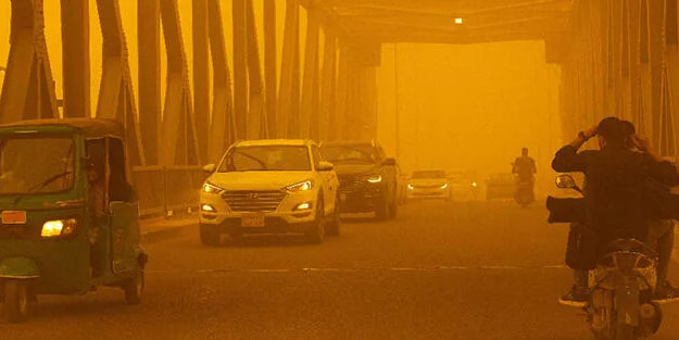 Irak’ta kum fırtınası paniği