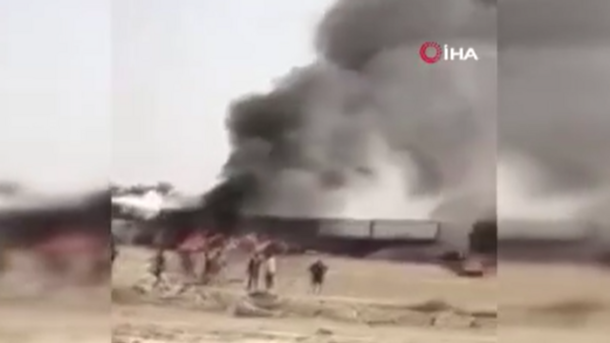 Irak'ta yolcu otobüsü akaryakıt tankerine çarptı: 11 ölü, 7 yaralı