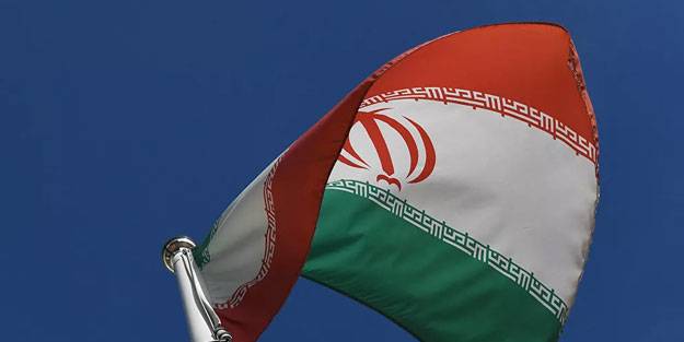 İran ABD ile müzakere ettiklerini duyurdu