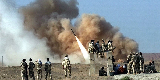 İran ABD üssünü vurdu Irak'tan flaş açıklama!