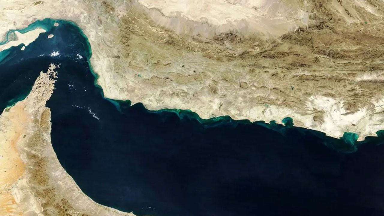 İran açıkladı! Hürmüz Boğazı yeniden kapatıldı