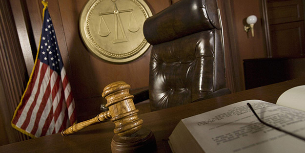 İran asıllı ABD'li gazeteci İran'ın başını yaktı! Mahkeme 180 milyon dolar tazminata hükmetti