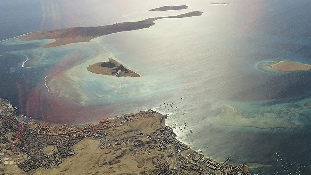 İran basını duyurdu! Petrol tankerleri Hürmüz Boğazı'ndan geri çevrildi