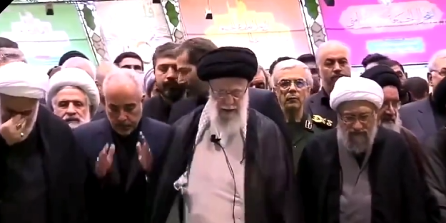 Türkiye’den İran’a vefa! Reisi son yolculuğuna uğurlandı