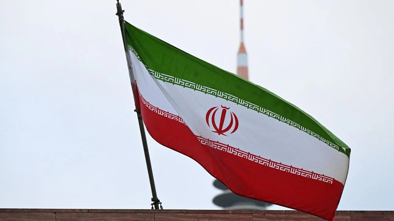 İran hava sahasını kapattı!