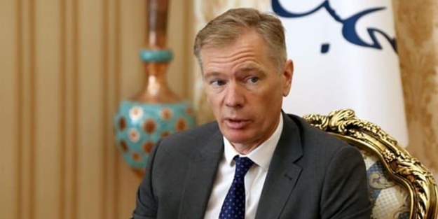 İran, İngiltere Büyükelçisini gözaltına aldı