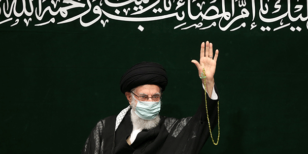 Hamaney, uzun süre sonra görüntülendi