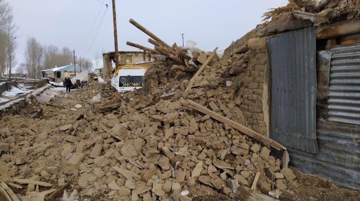 İran merkezli depremde Van'da 7 kişi hayatını kaybetti