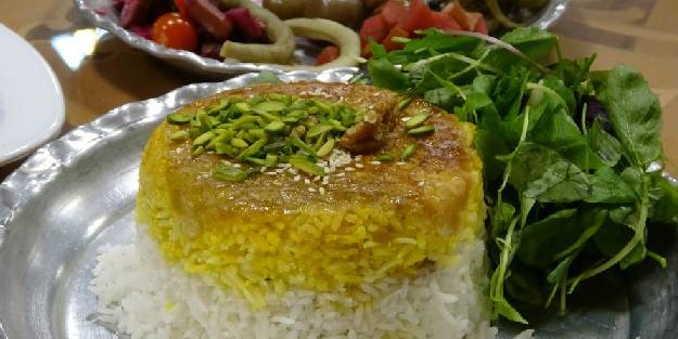 İran mutfağına ait lezzetler yemek yarışmasıyla tanıtıldı